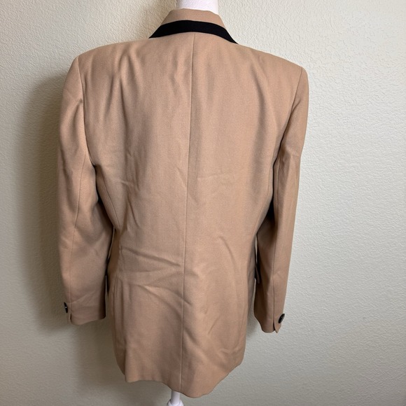 Vintage Saville Petite Women's Blazer Tan with Black Trim Sz 12P Lined Made USA - Picture 3 of 5